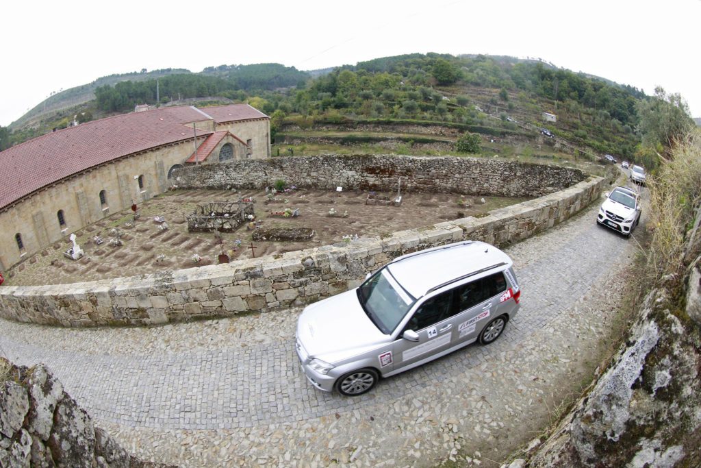 4º Mercedes Benz 4MATIC Santiago de Compostela 2015 16 1