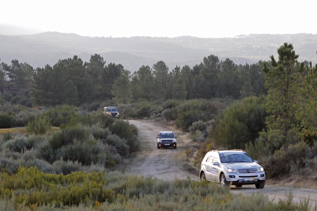 4º Mercedes Benz 4MATIC Santiago de Compostela 2015 2 1