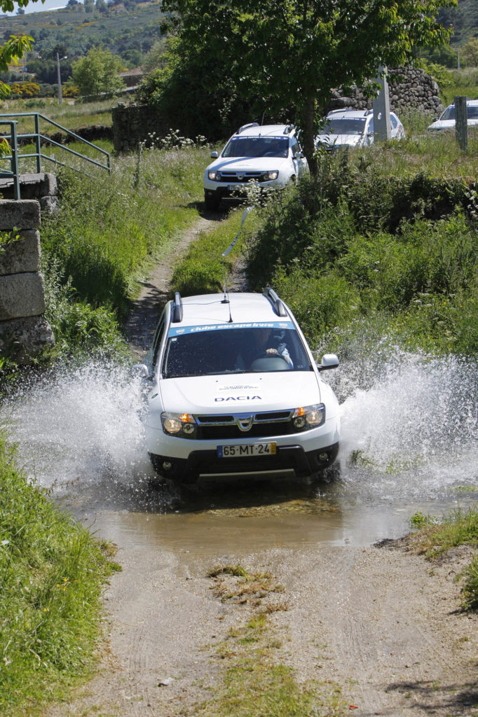 DACIA Duster Aventura 4X2 2013 32