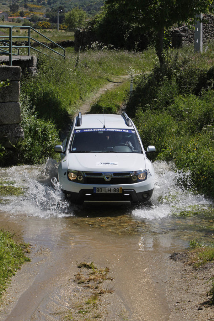 DACIA Duster Aventura 4X2 2013 35