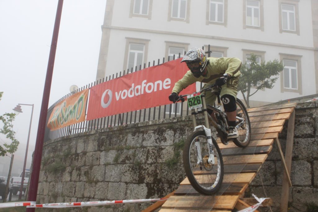 Downhill Urbano 2009 2