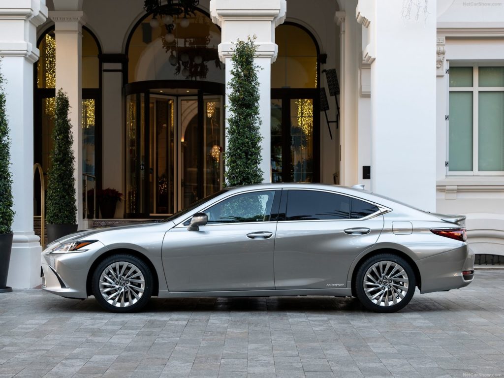 Lexus ES 300h 2