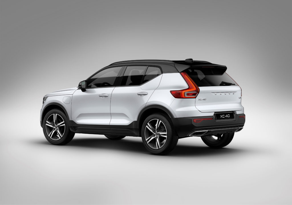 volvo xc40 t5 plug in hybrid r design 6