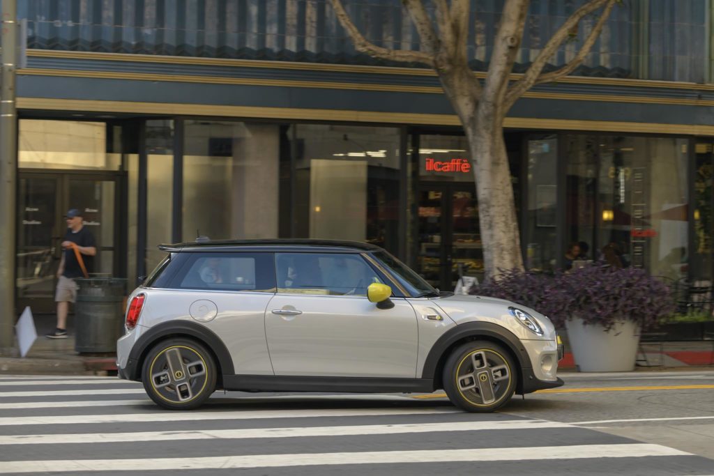 MINI Cooper SE 2