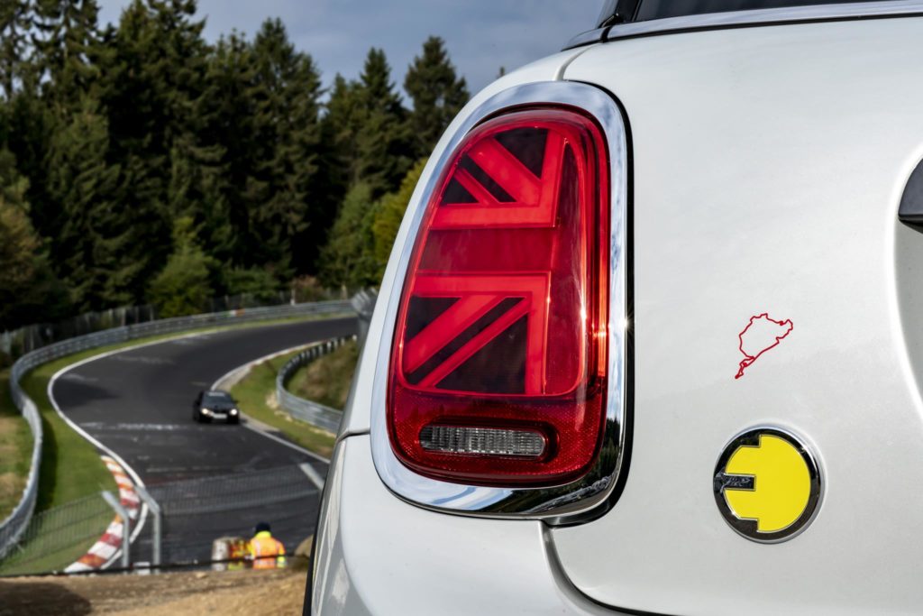 MINI Cooper SE Nurburgring 2