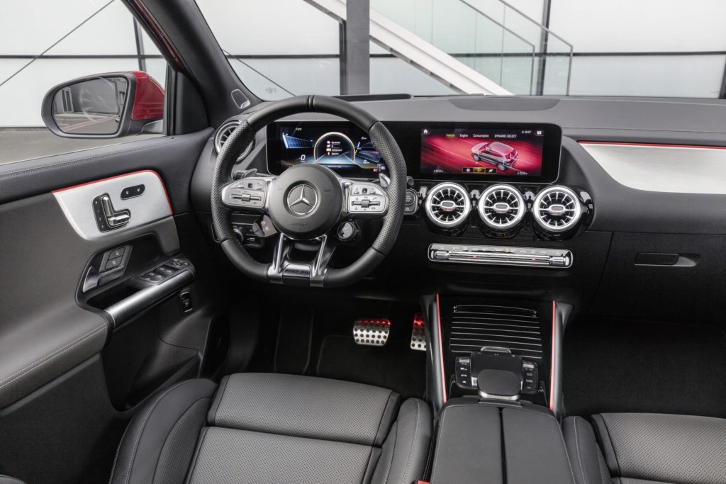 Mercedes AMG GLA 35 4MATIC 6 1