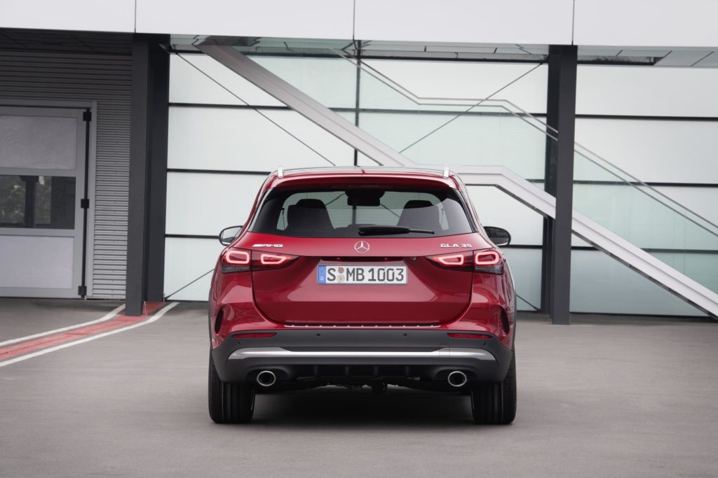 Mercedes AMG GLA 35 4MATIC 7 1