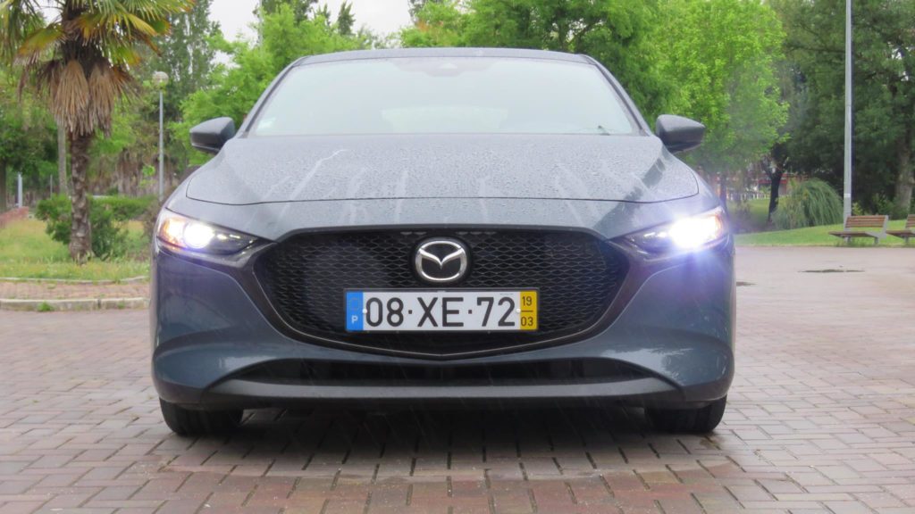 Mazda3 HB Skyactiv D 9