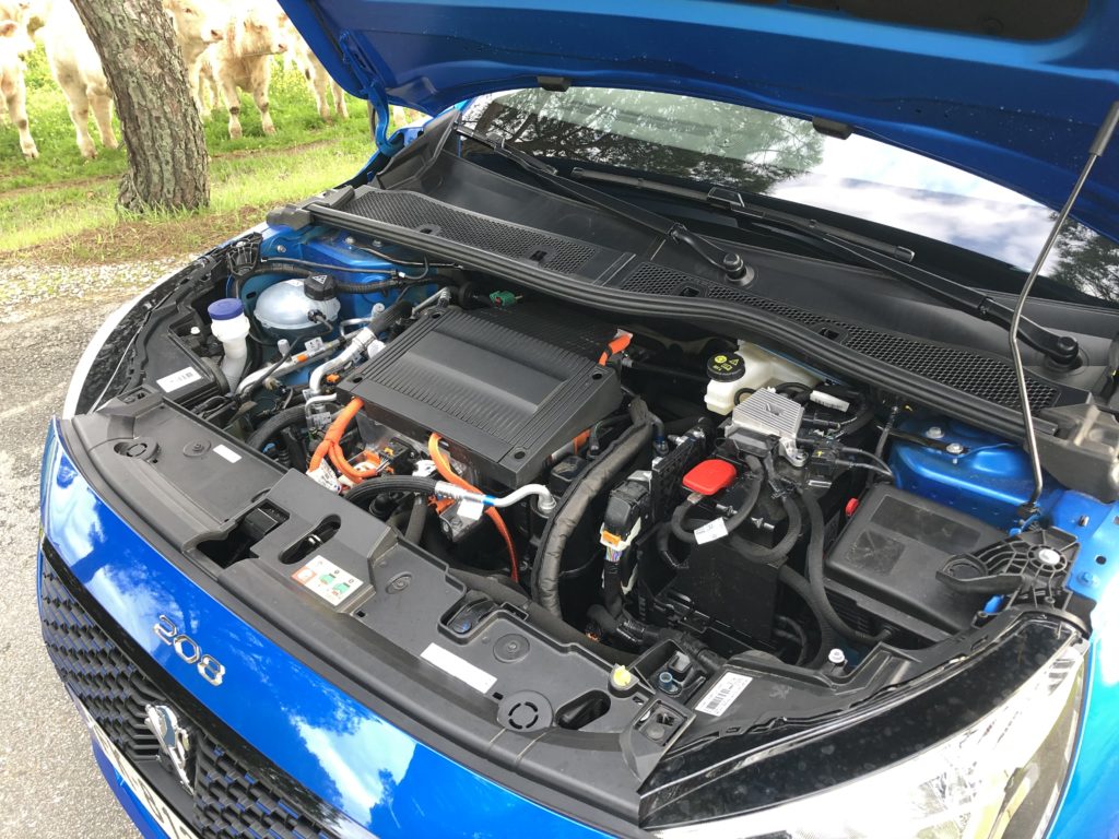 peugeot e208 motor