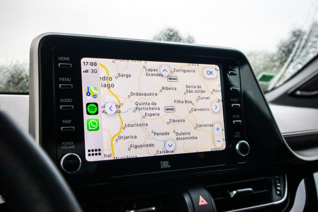 Toyota Apple carplay maps