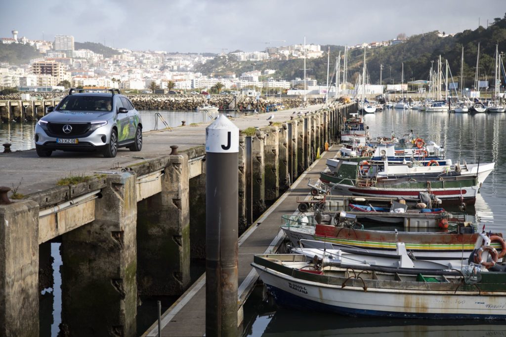 Roteiro Nazaré Mercedes Benz EQC 2