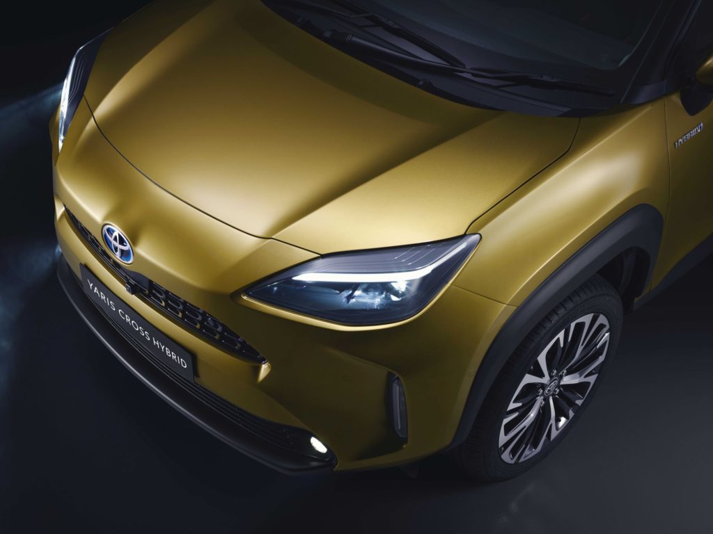 Toyota Yaris Cross Hybrid SUV 4