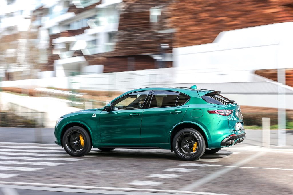 Alfa Romeo Stelvio Quadrifoglio MY20 01