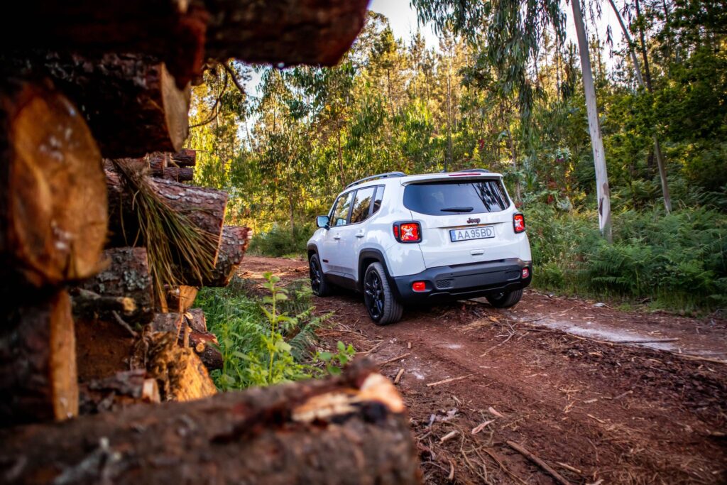 Jeep Renegade Orange Edition 143