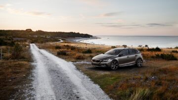 Volvo V40 Cross Country 1