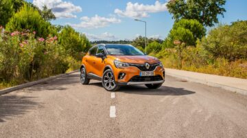 Renault Captur foto de capa