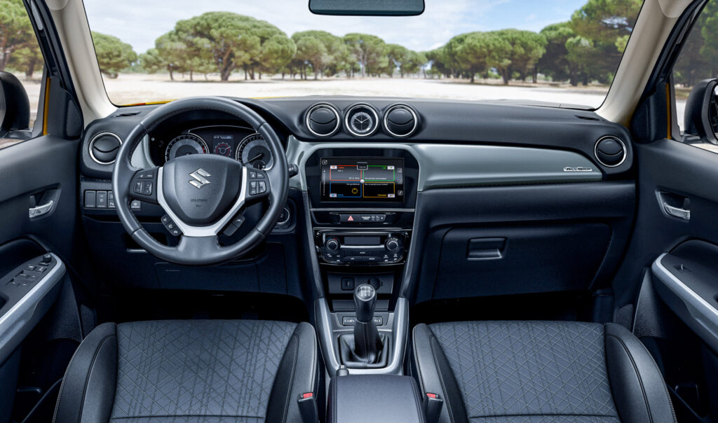 Suzuki Vitara interior