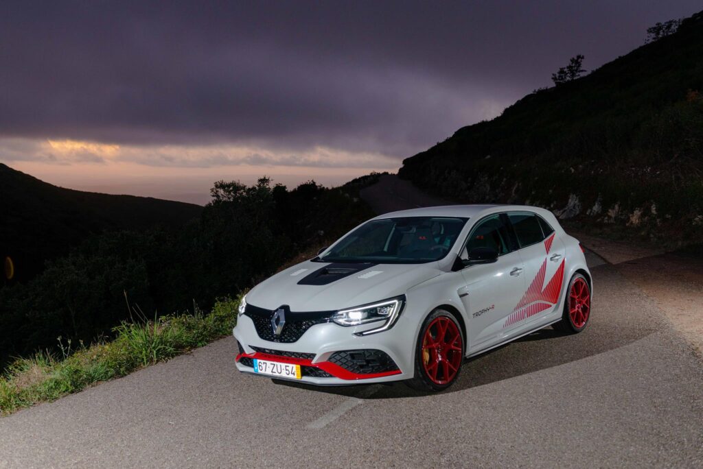 Renault Mégane RS Trophy R 28