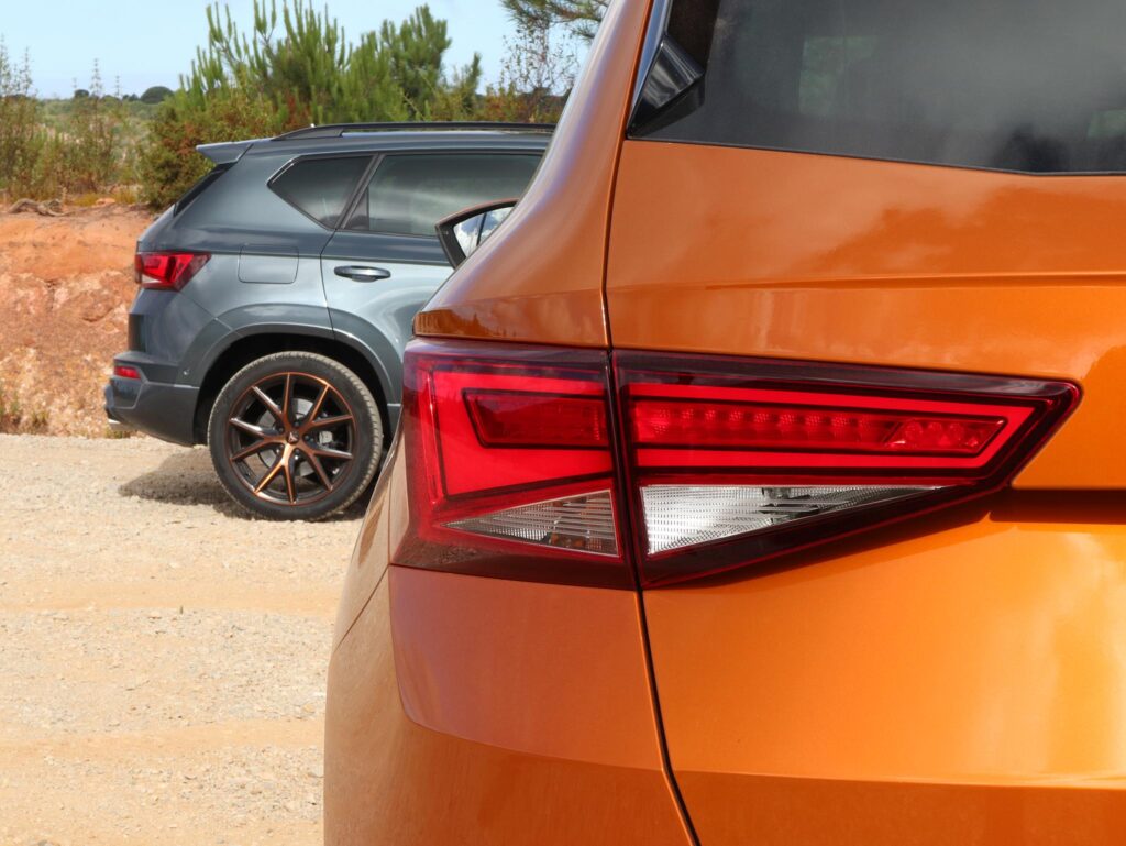 SEAT Ateca vs CUPRA Ateca 41