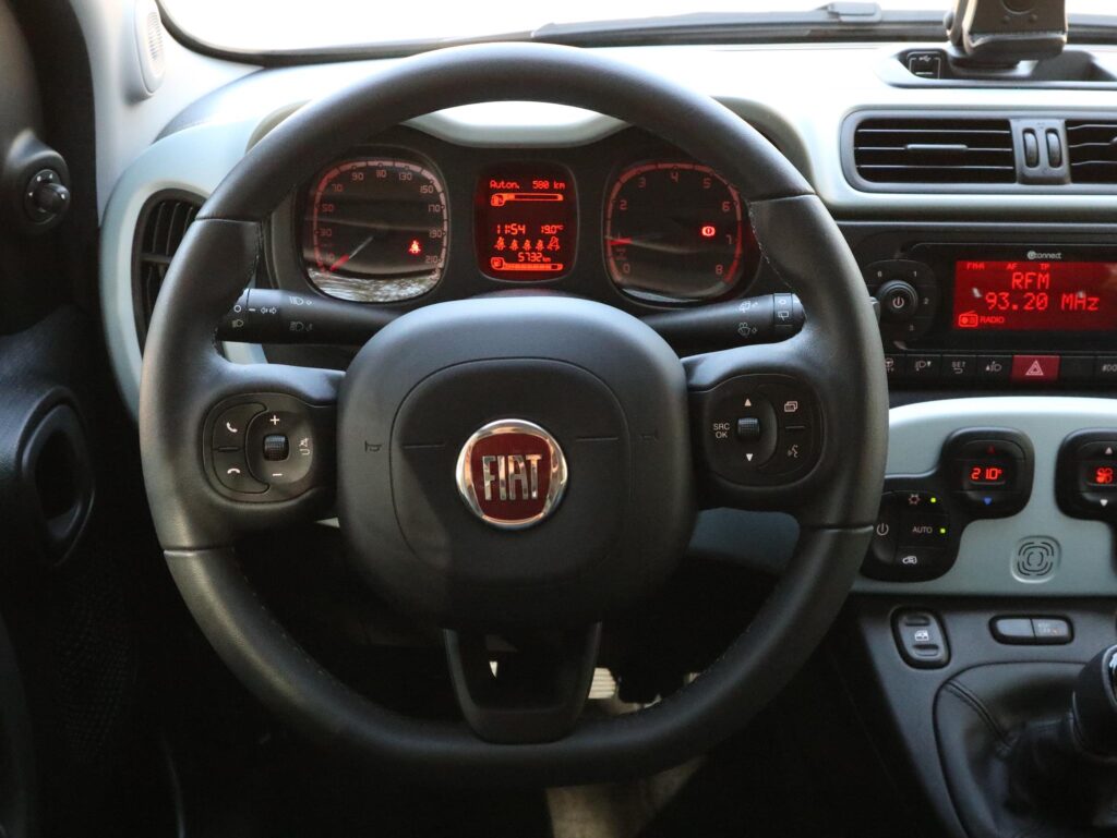 Fiat Panda Cross Hybrid 9