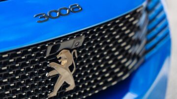 Peugeot 3008 HYbrid 2020 4