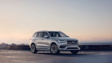 VOLVO XC90