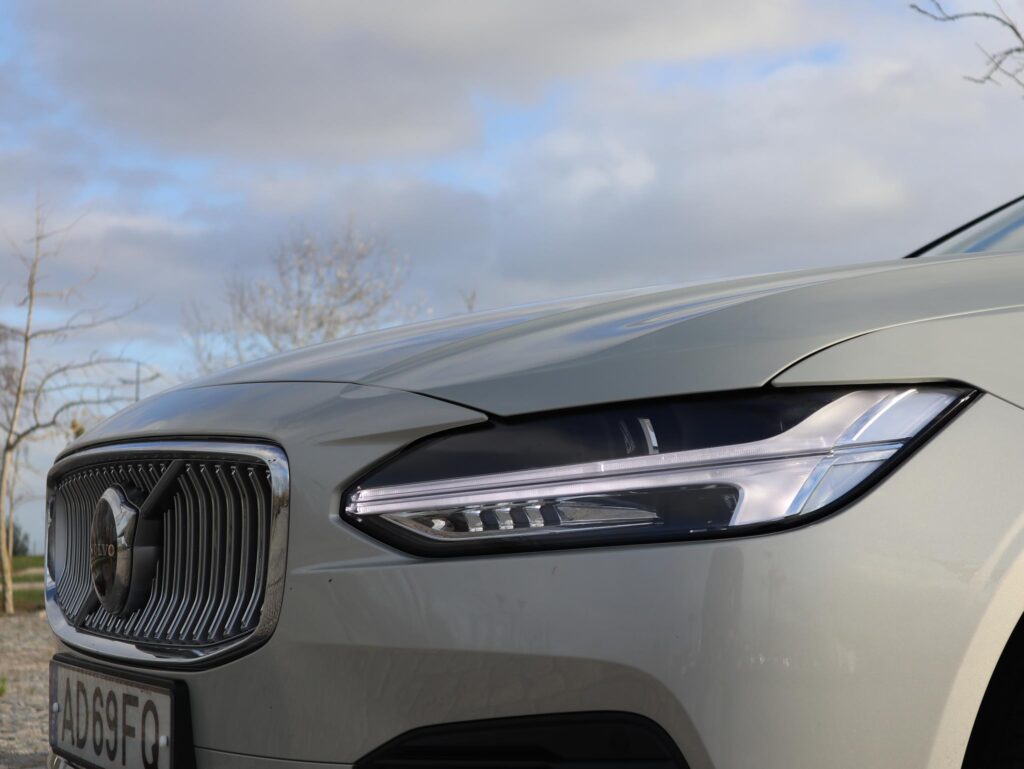 Volvo V90 T6 Recharge 10