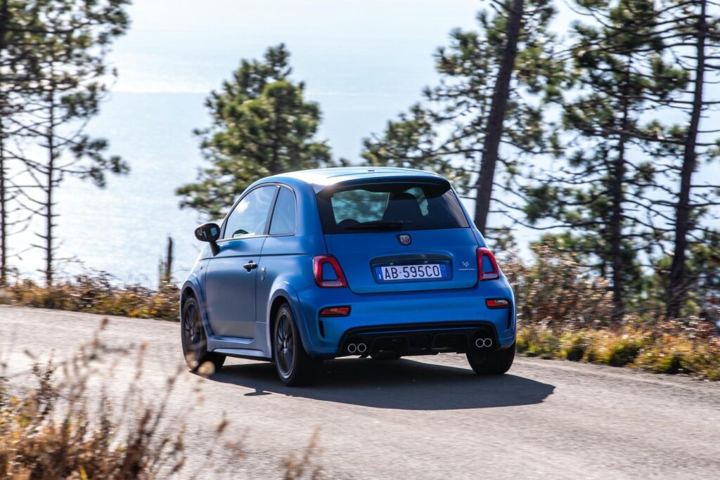 Abarth 595 Competizione 2