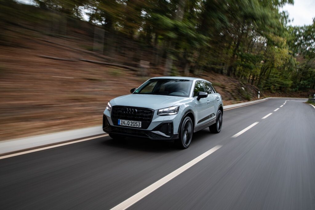 Audi Q2 SQ2 2021 3