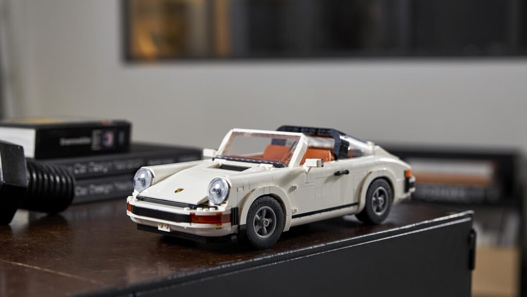 LEGO Porsche 911 Lifestyle