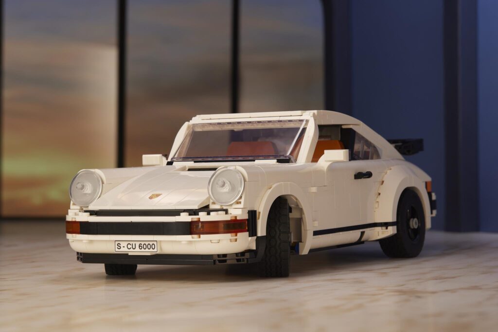 LEGO Porsche 911 TURBO BEAUTY HEADLIGHT SHOT