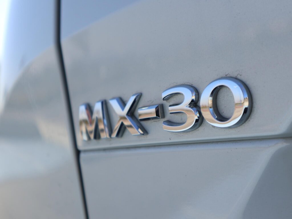 Mazda MX 30 6