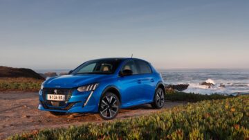Peugeot e 208 4