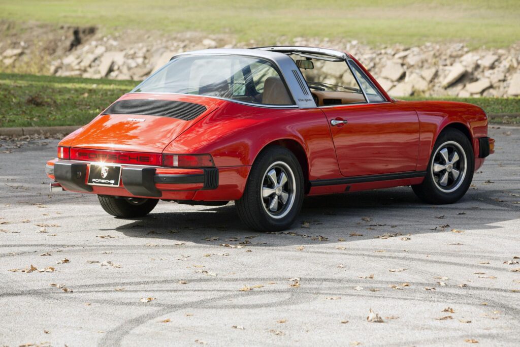 Porsche 911 Carrera 2.7 MFI Targa 1