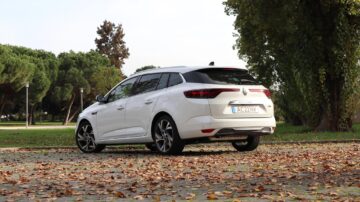 Renault Mégane Sport Tourer E Tech 21