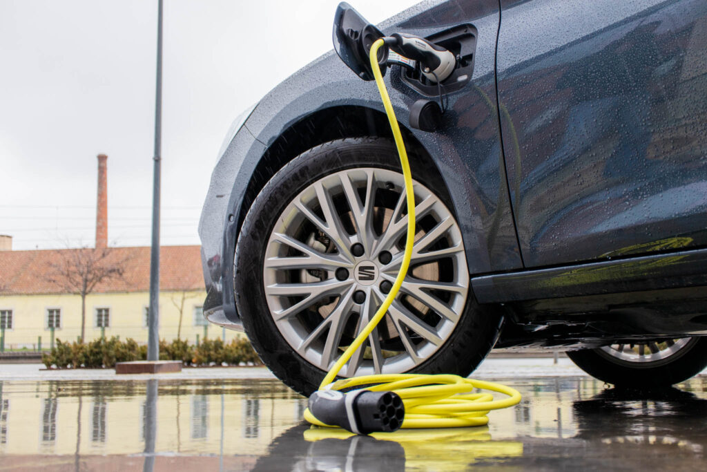 SEAT Leon eHybrid 33