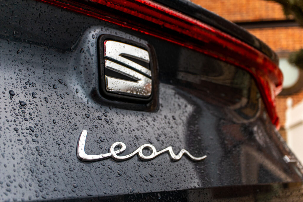 SEAT Leon eHybrid 98