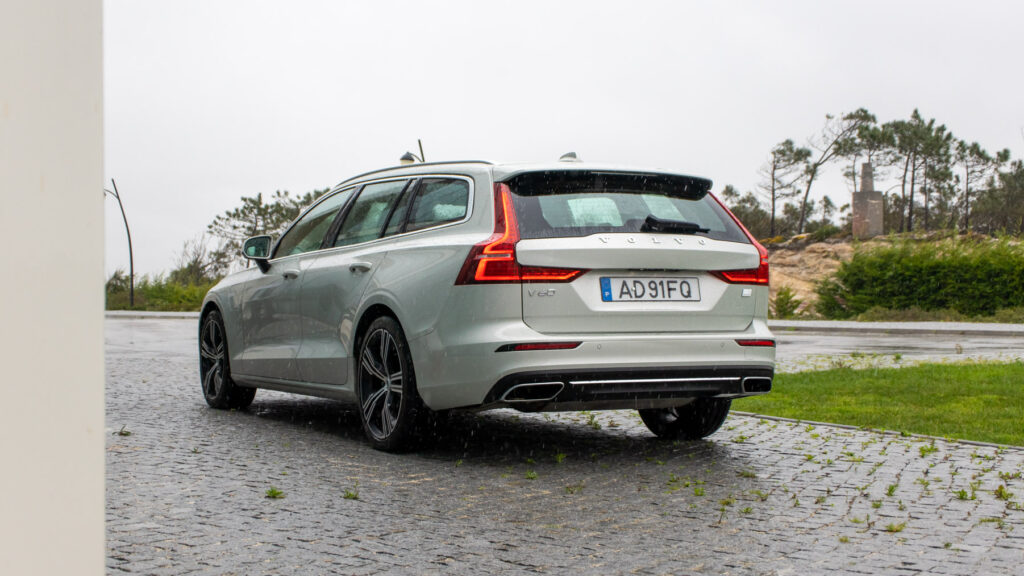 Volvo V60 T6 Recharge Inscription 19