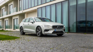 Volvo V60 T6 Recharge Inscription 9