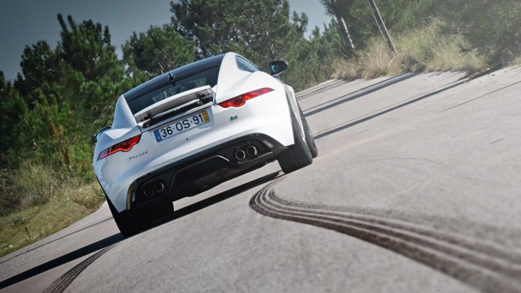 Jaguar F Type Coupé R V8 17