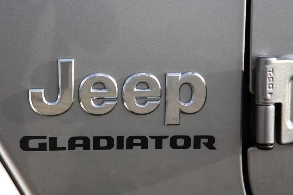 Jeep Gladiator Overland 4