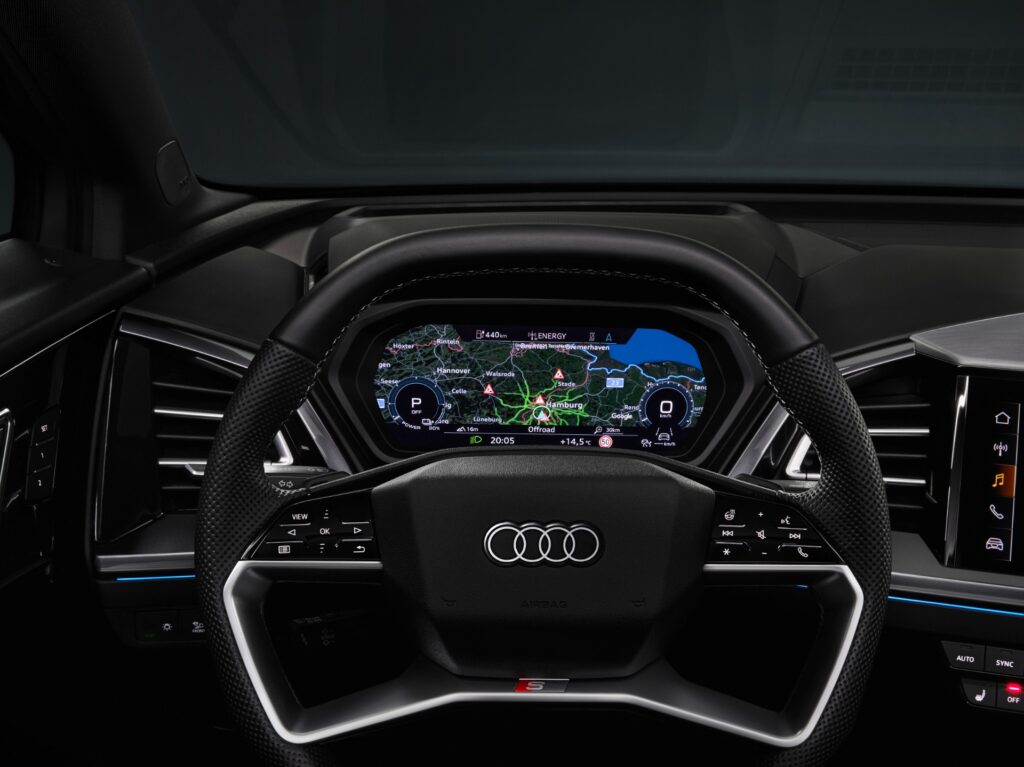 Audi Q4 e tron 4
