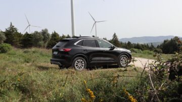 Ford Kuga MHEV Diesel 66