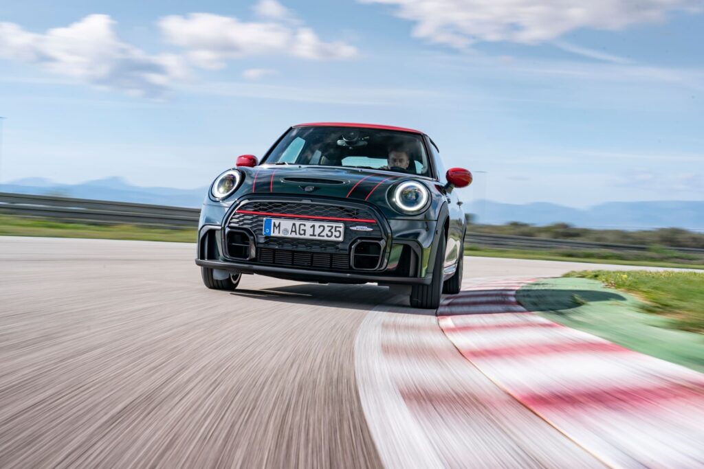 MINI JCW 2021 1