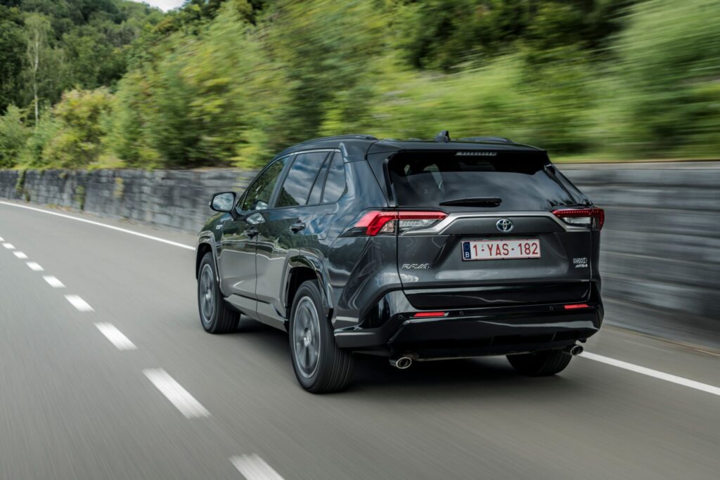 Toyota RAV4 Plugin 34