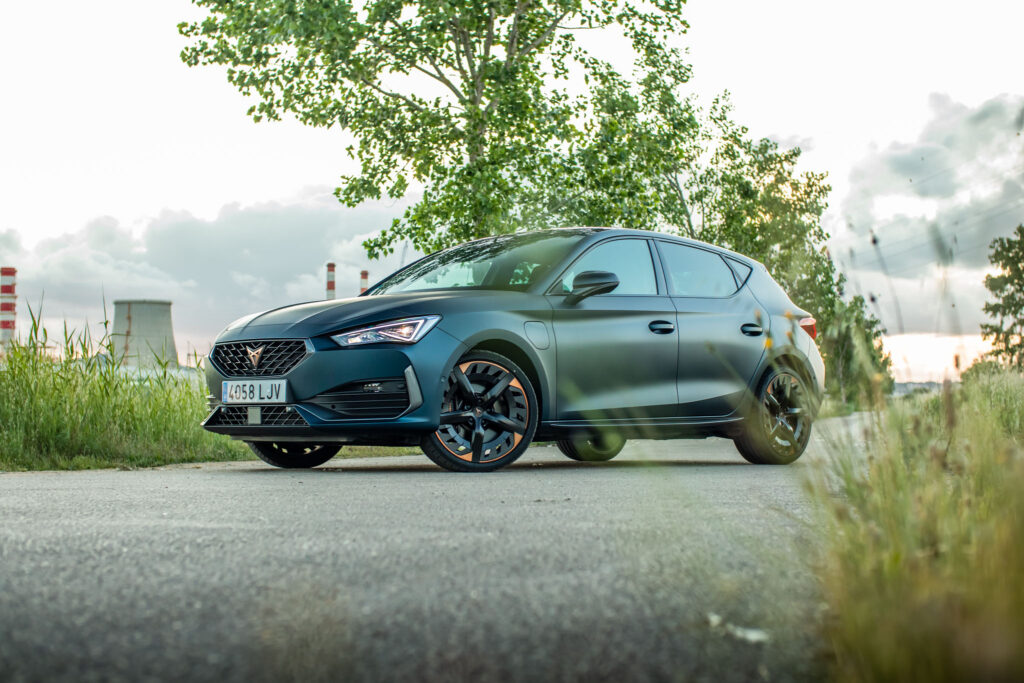 CUPRA Leon TSI eHybrid 102