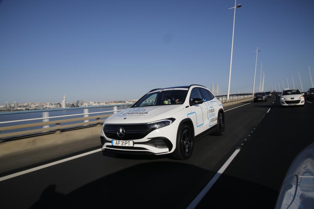 Volta Elétrica a Portugal Mercedes EQA 20
