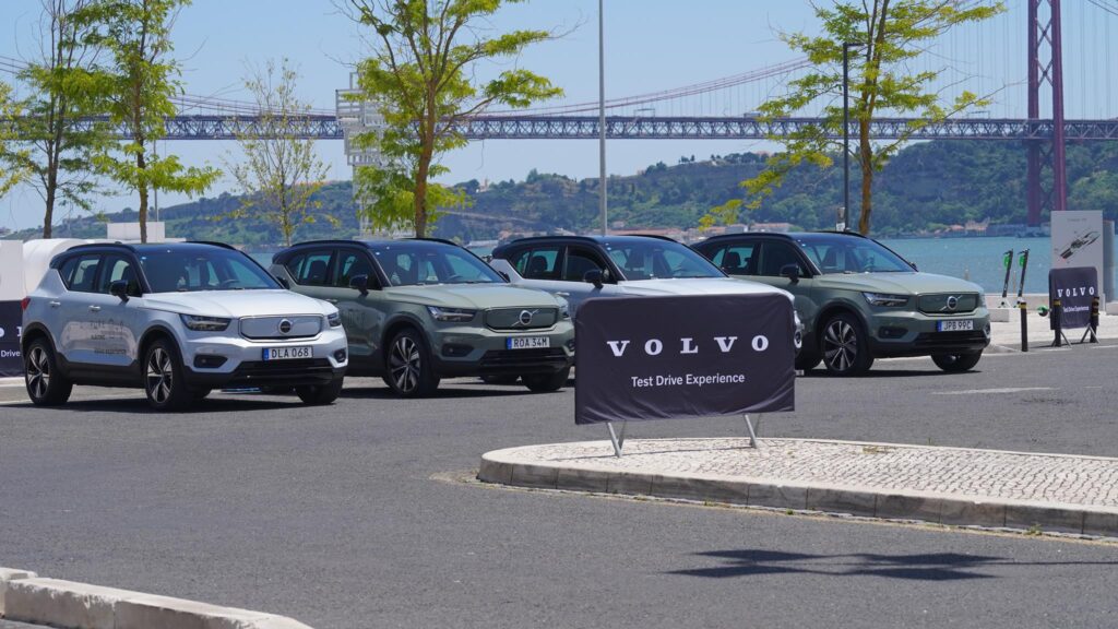 Volvo Studio XC40 elétrico 14