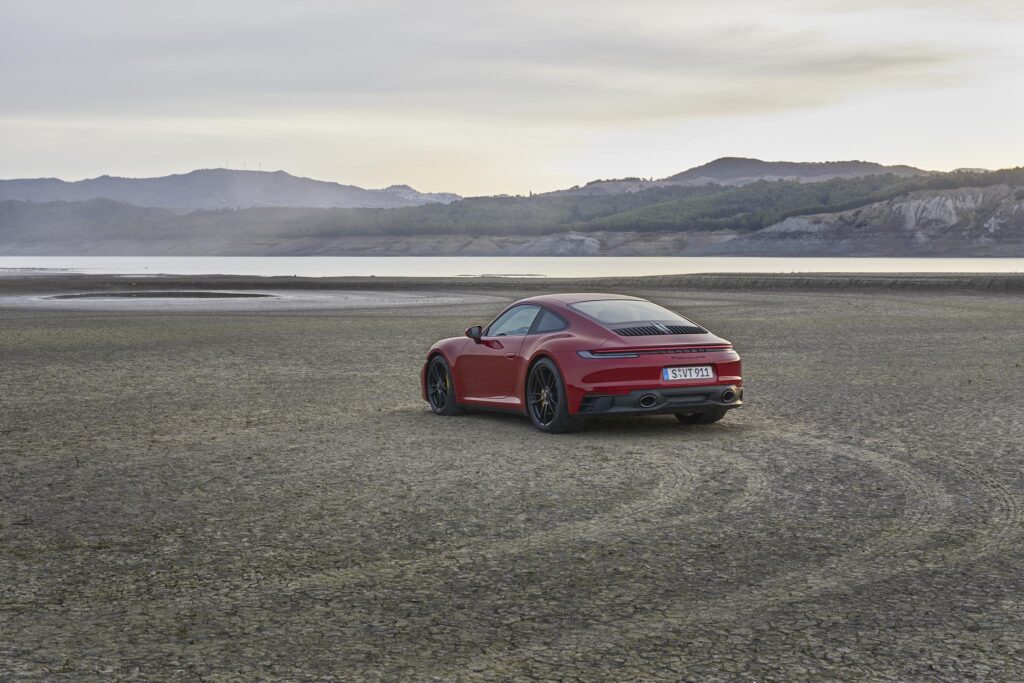 Porsche 911 1004 GTS 1