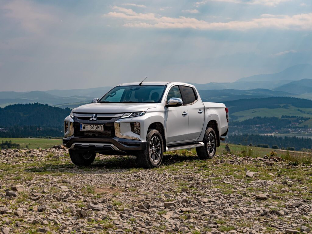 mitsubishi l200 double cab 80